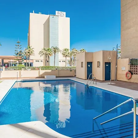 Apartamento Stunning In With Outdoor Swimming Pool, 3 Bedrooms And Wifi